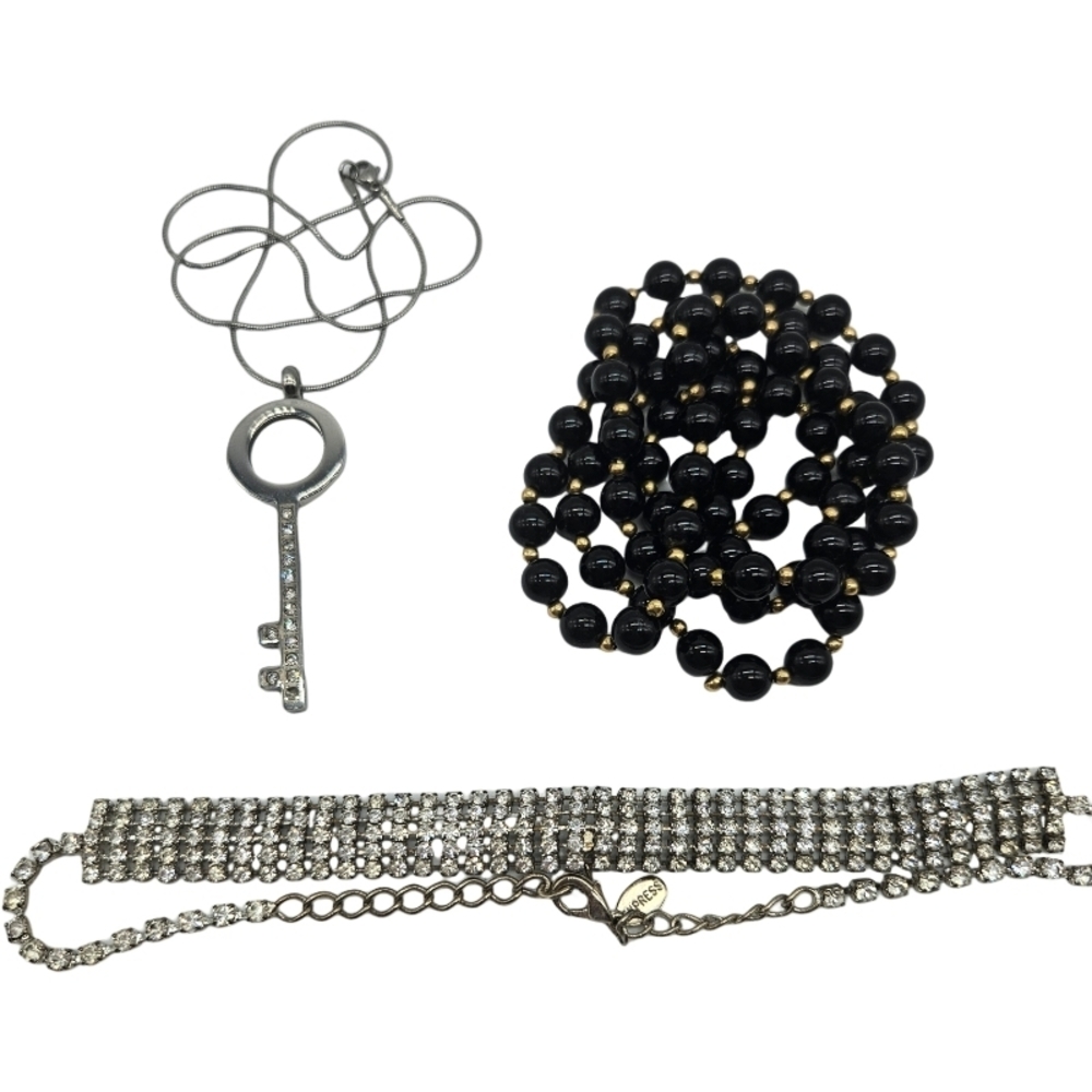 3 piece necklace lot assorted